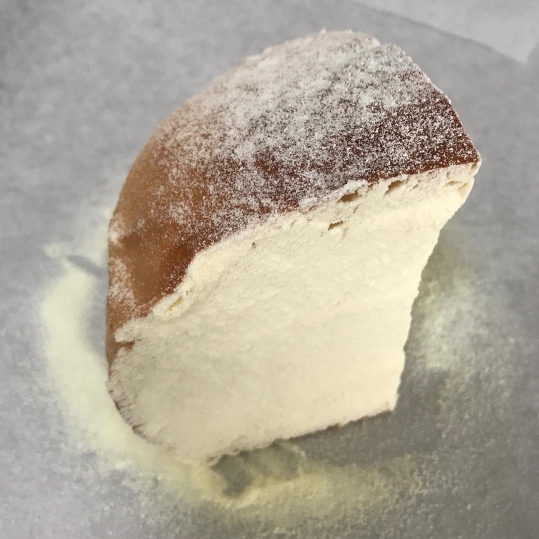 火遍朋友圈的～乳酪包