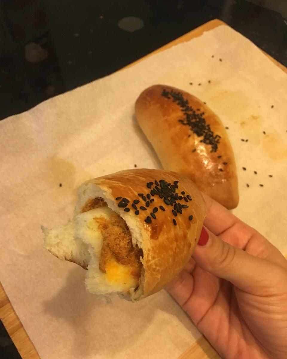 超好吃的肉松面包