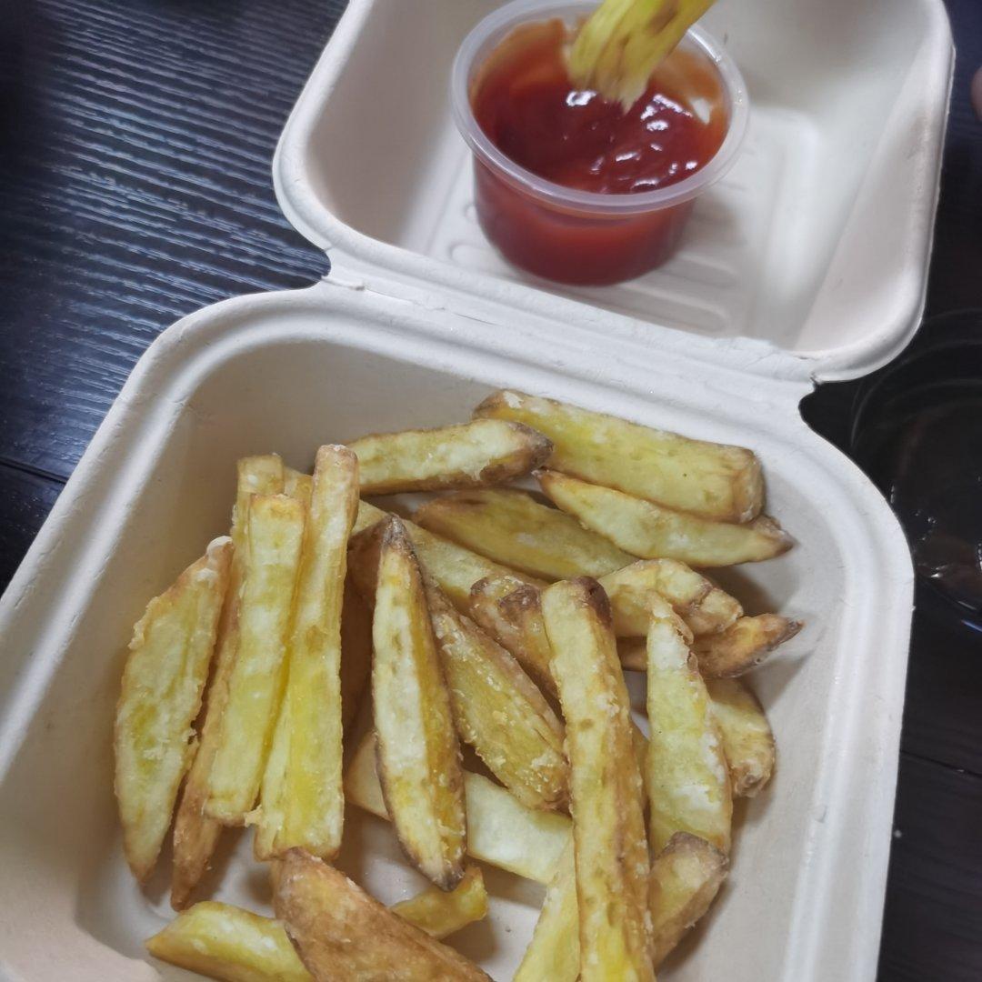 张亮版酥脆炸薯条，不用煮，不用蒸，直接炸，比外面卖的还好吃