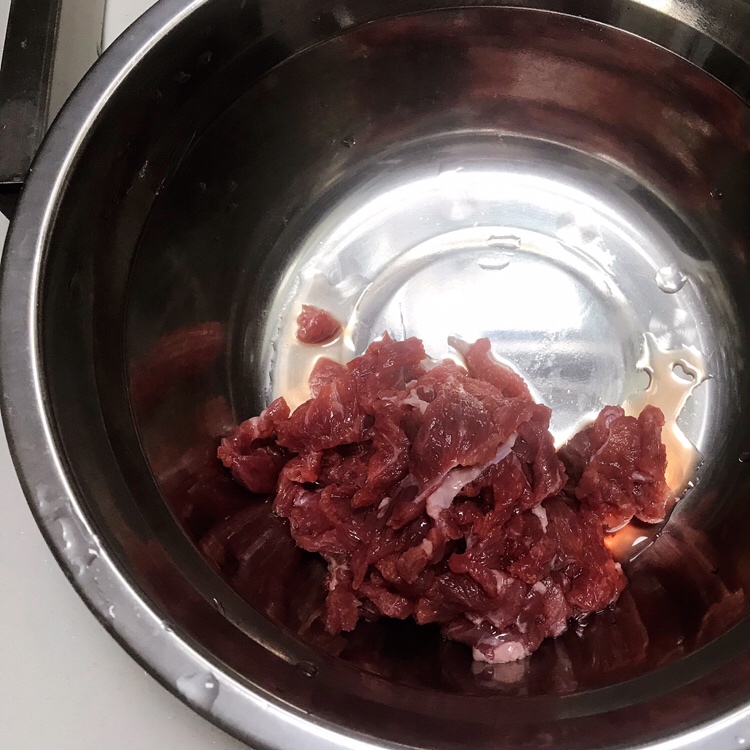 家常菜-土豆丝炒牛肉的做法 步骤5