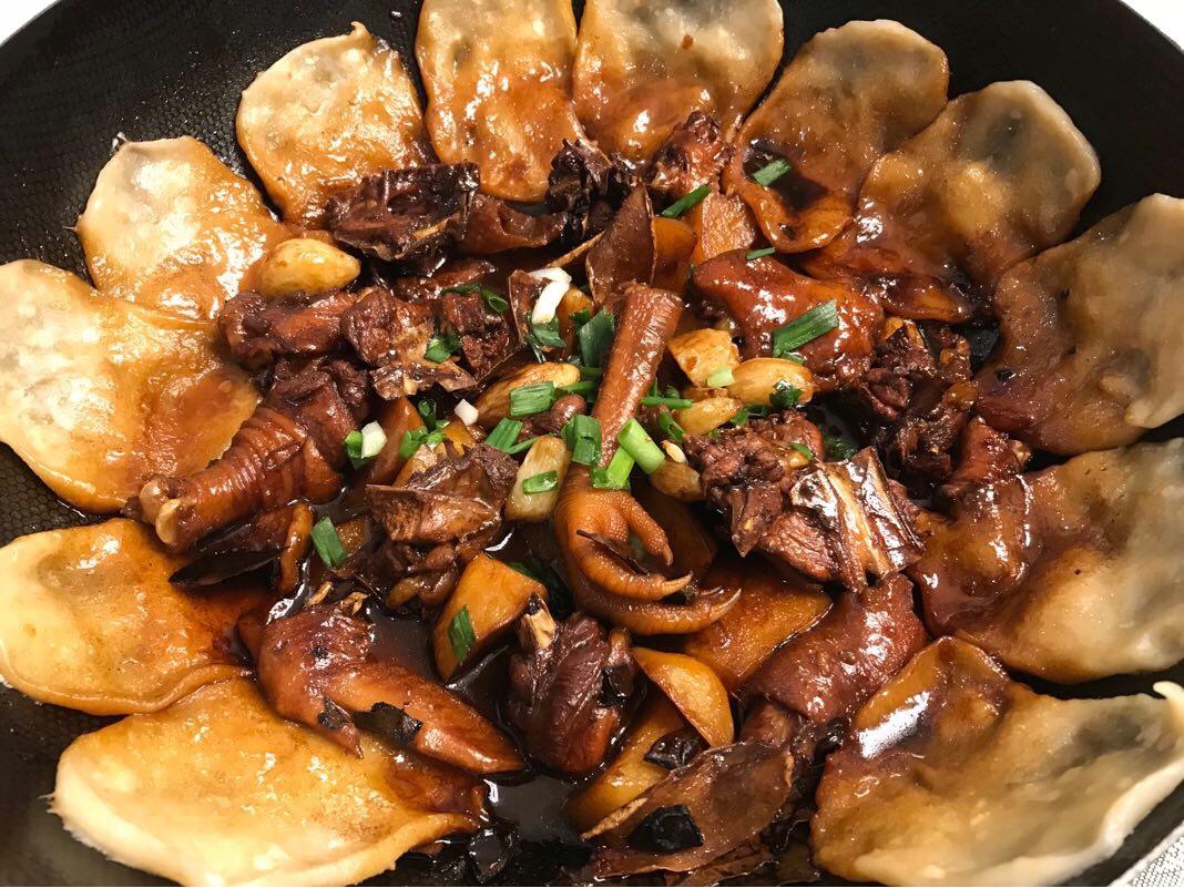 春天燕子飞来了做的地锅鸡自制红油曼食慢语