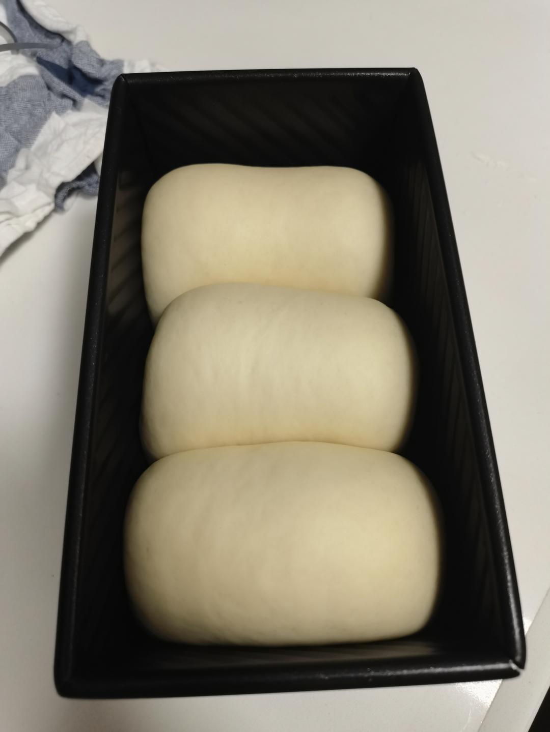 Poolish种（波兰种）吐司——不推荐不行的吐司配方