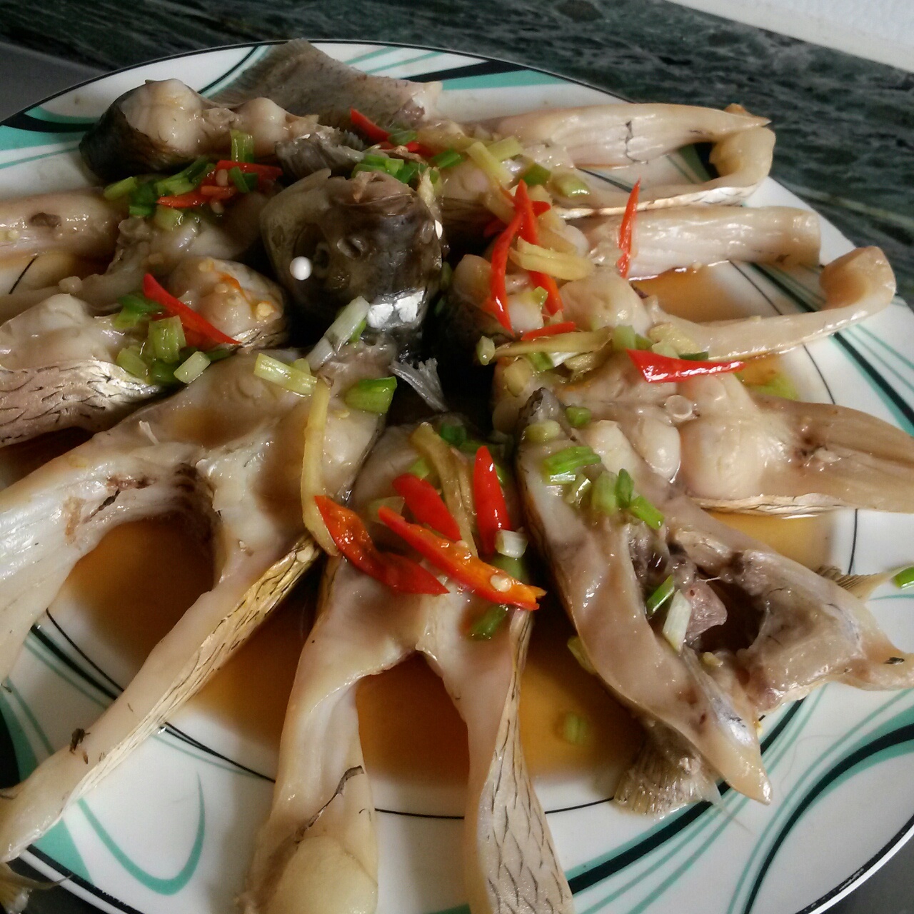 孔雀开屏（清蒸扁鱼）