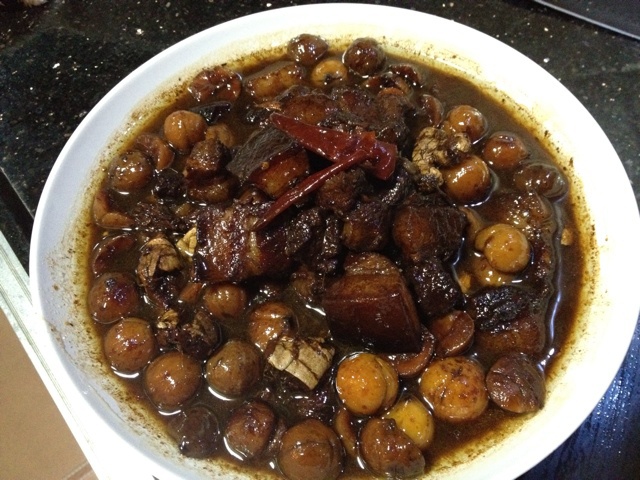板粟红烧肉