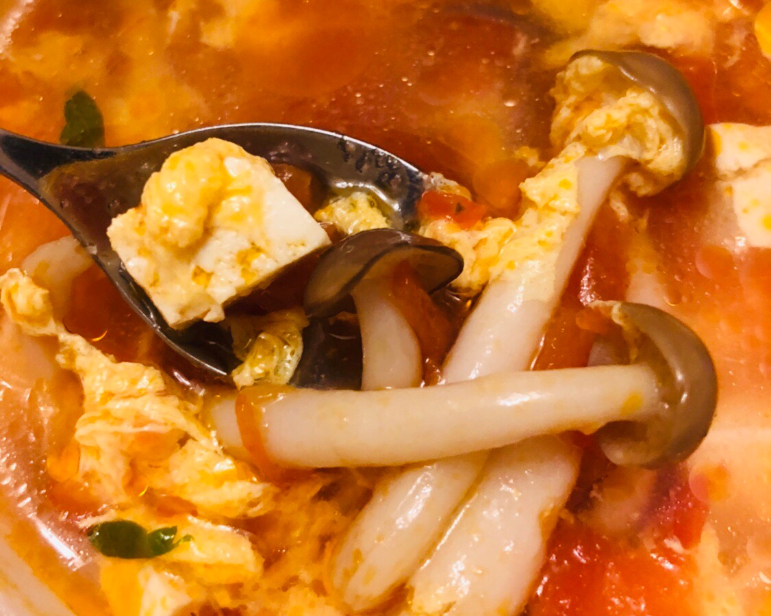 番茄豆腐蘑菇汤的做法