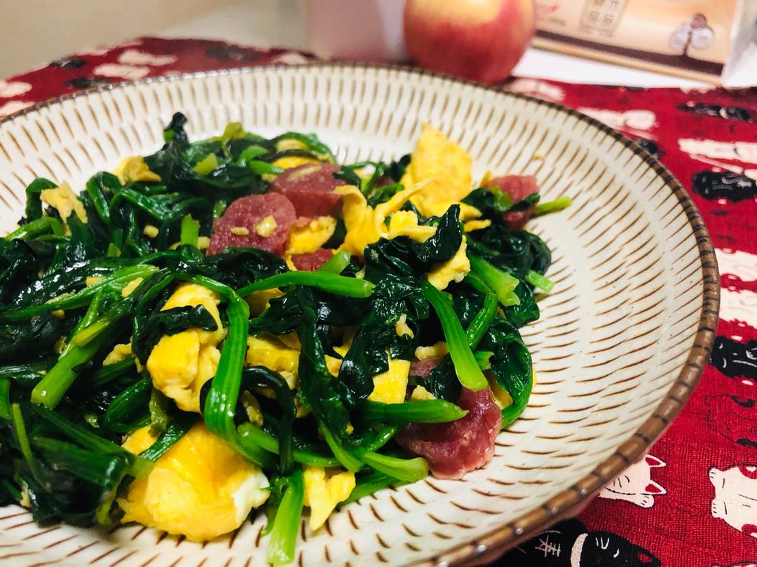 菠菜炒鸡蛋