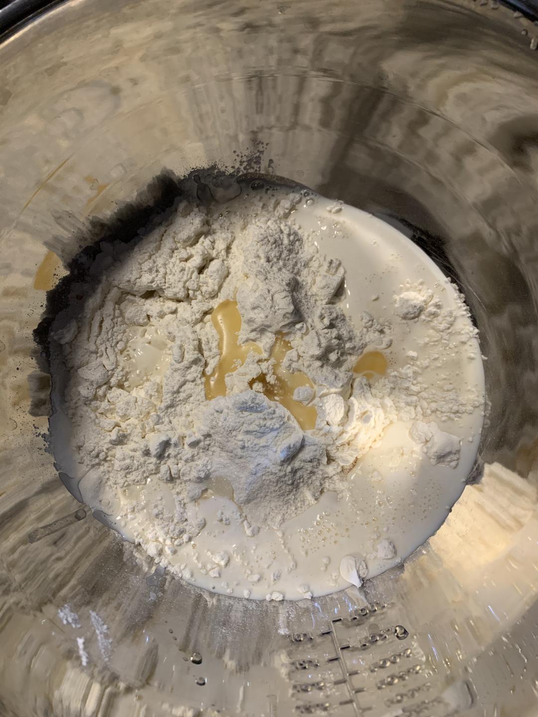 纯奶手撕吐司的做法 步骤1