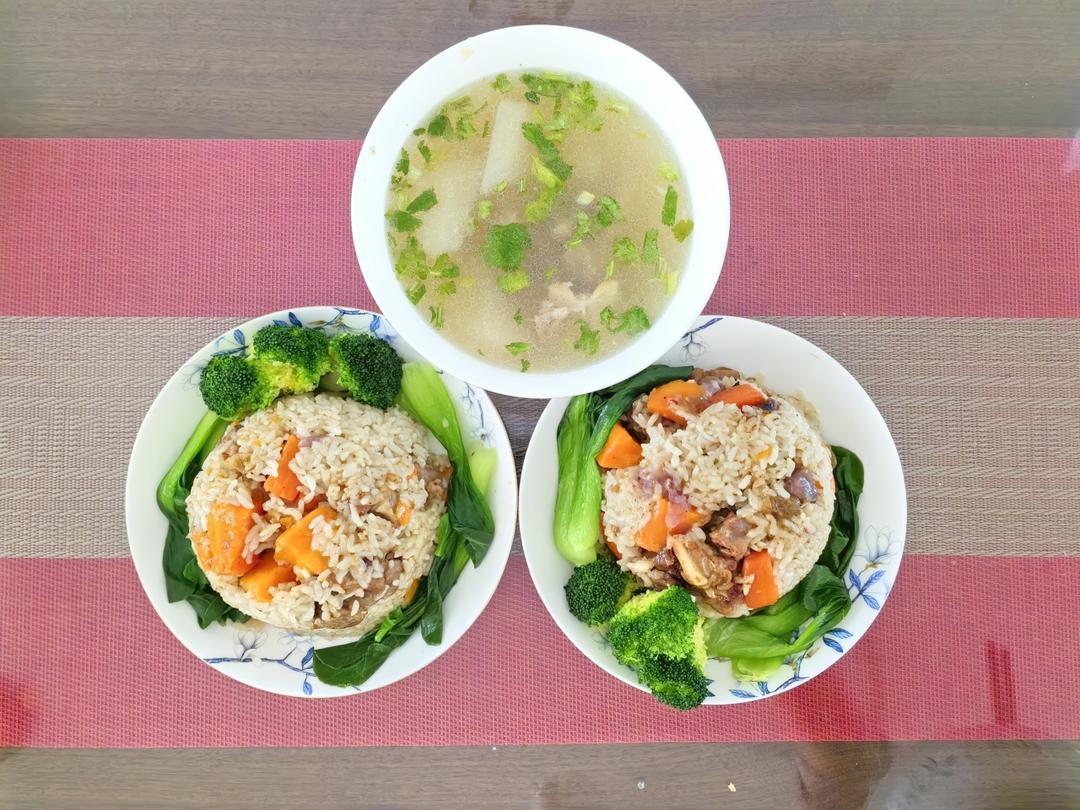 新疆羊排抓饭（出锅后米粒分明的秘密）