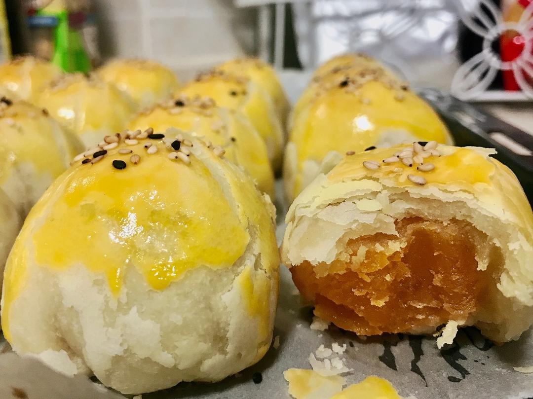 蛋黄酥