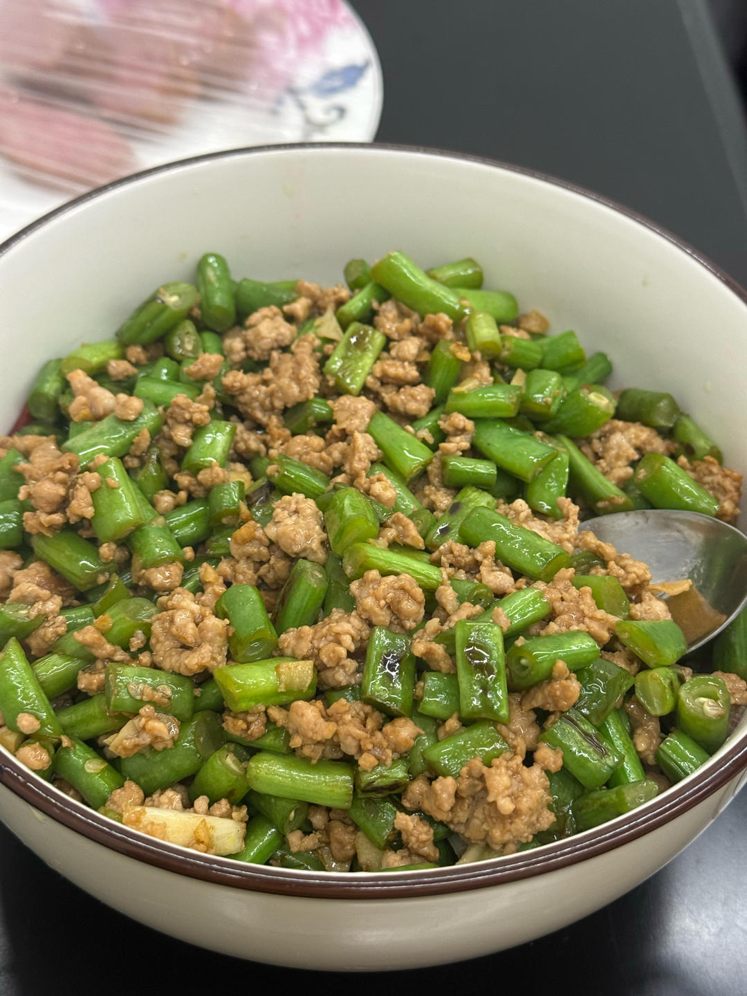 蒜苔炒肉末，三碗米饭都不够吃