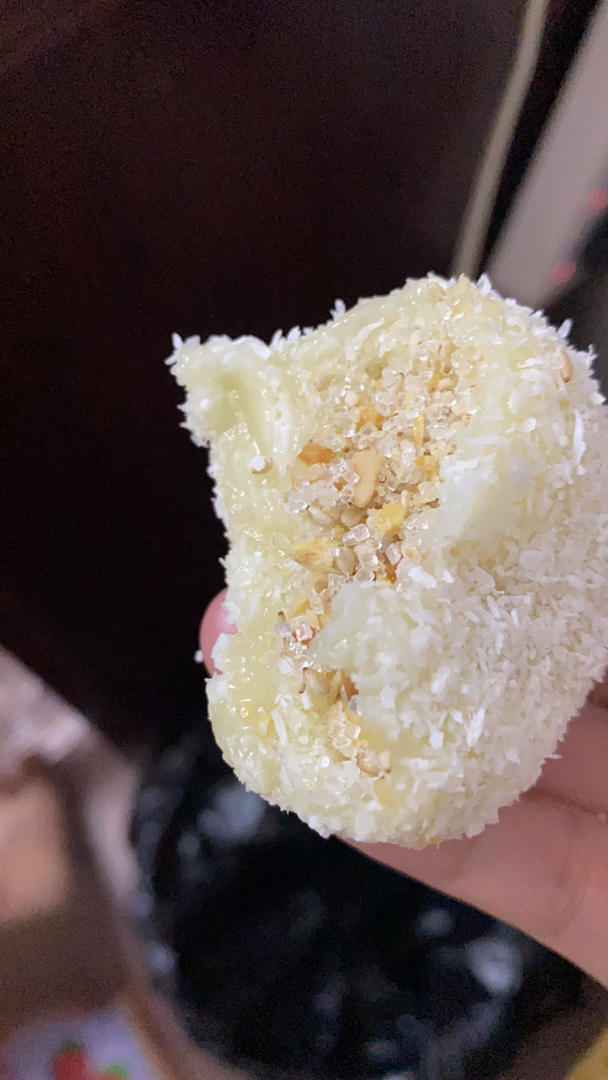 1841瑶瑶做的免烤箱一次成功奥利奥糯米糍好吃不黏牙