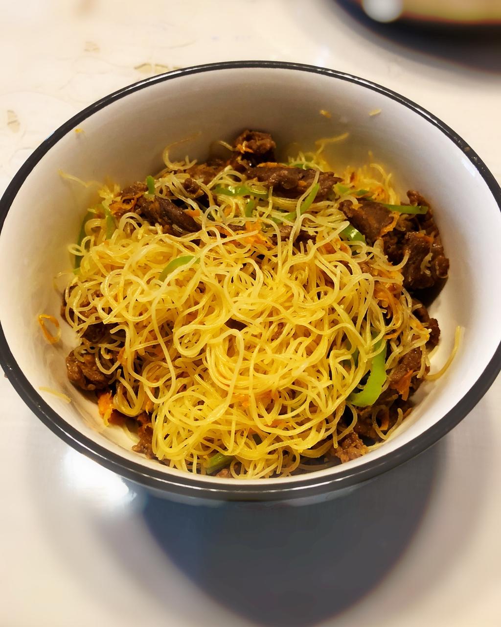 牛肉炒米粉