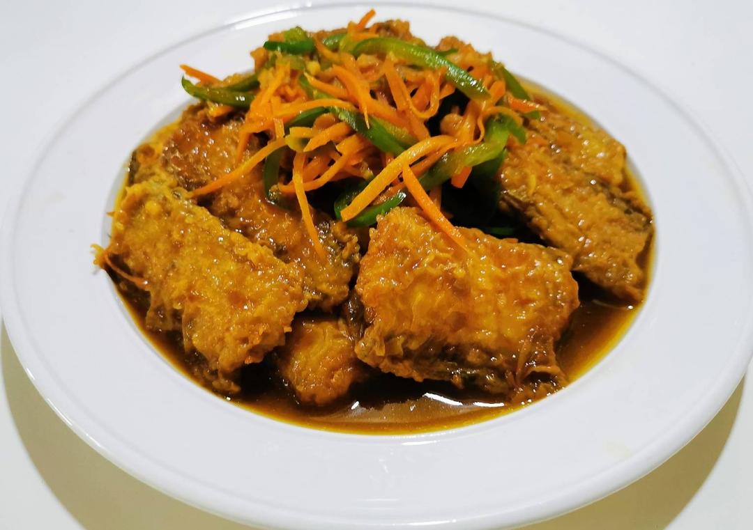 超级简单的家常烧带鱼