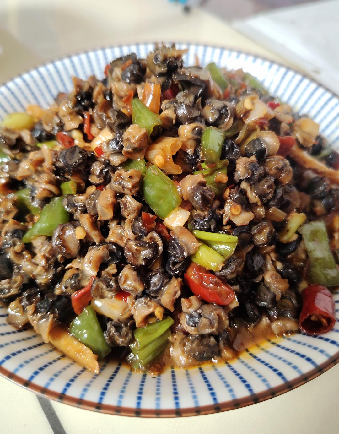 韭菜炒螺丝肉