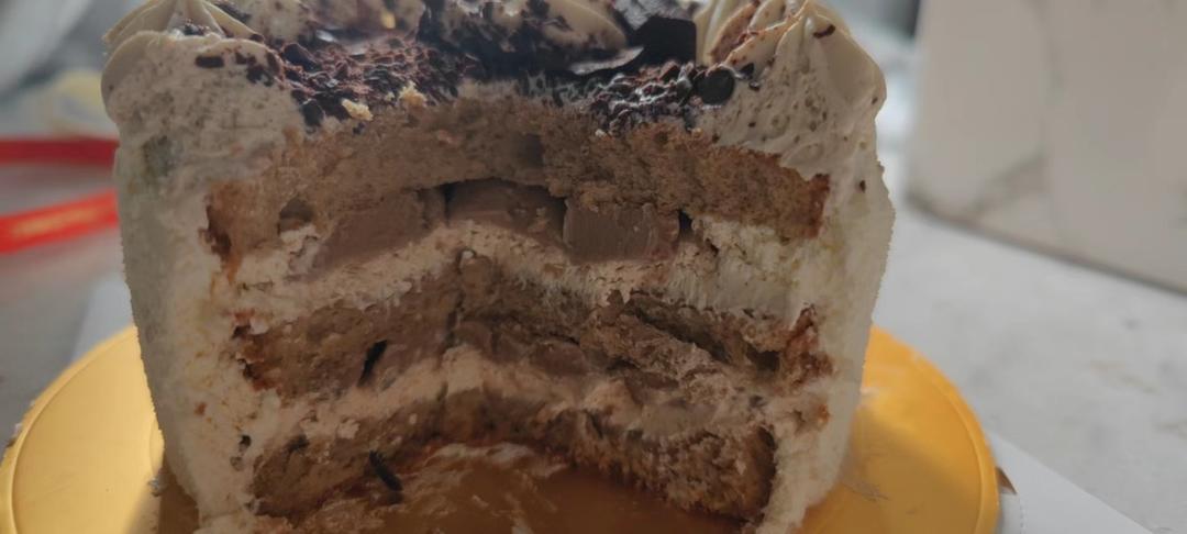 6寸咖啡戚风+咖啡奶油➕咖啡奶冻