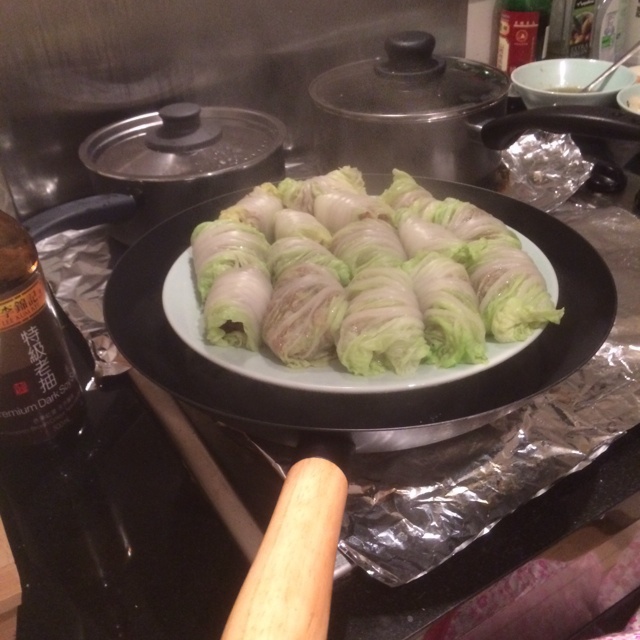 肉末茄丁白菜卷