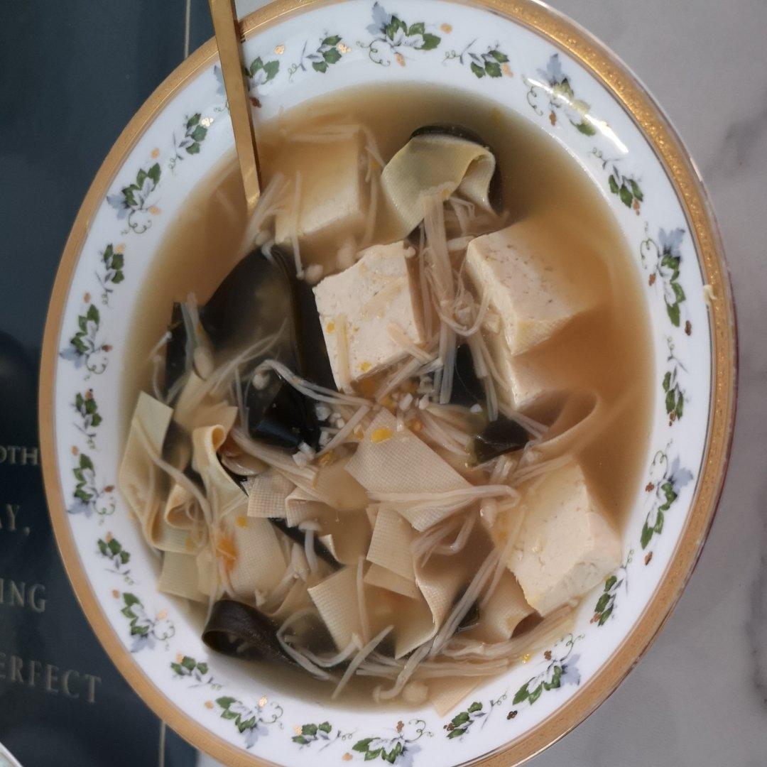 海带豆腐汤