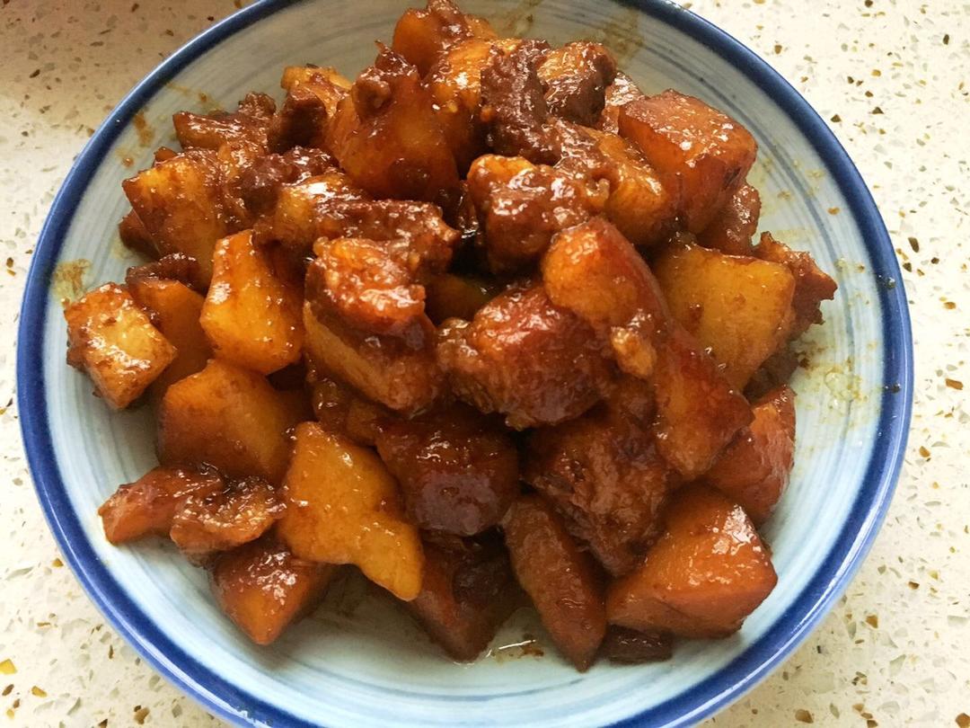 米饭杀手五花肉
（简易电饭煲版）