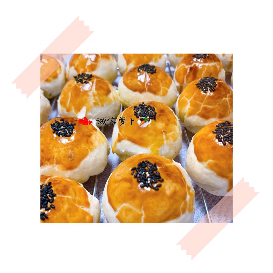 美味蛋黄酥的做法
