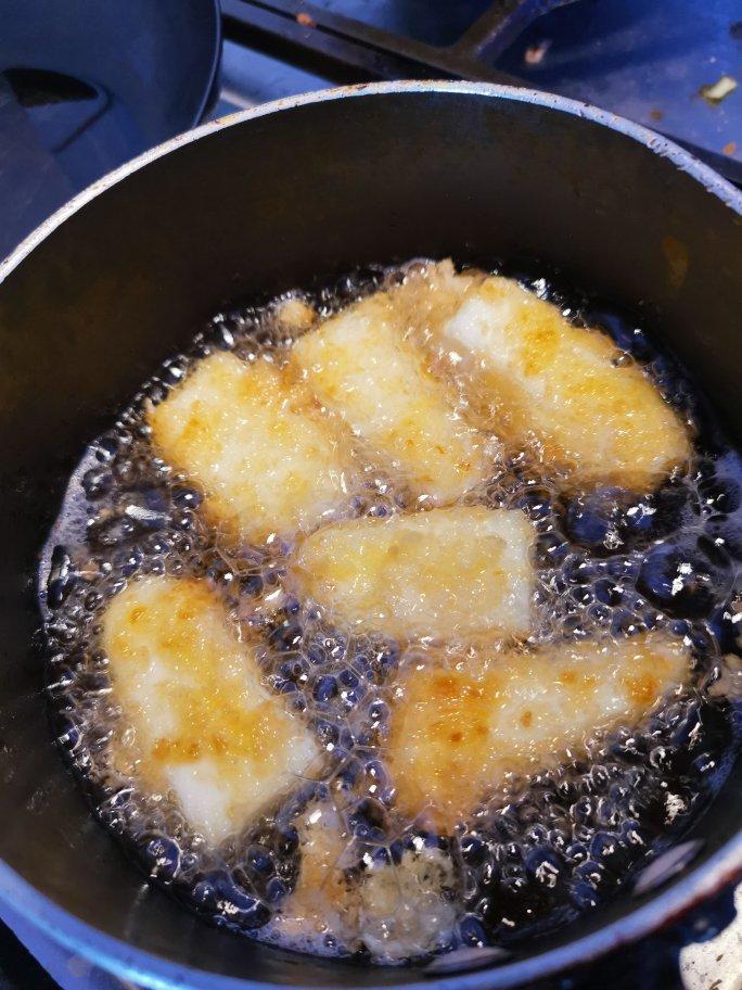 【脆皮炸鲜奶】