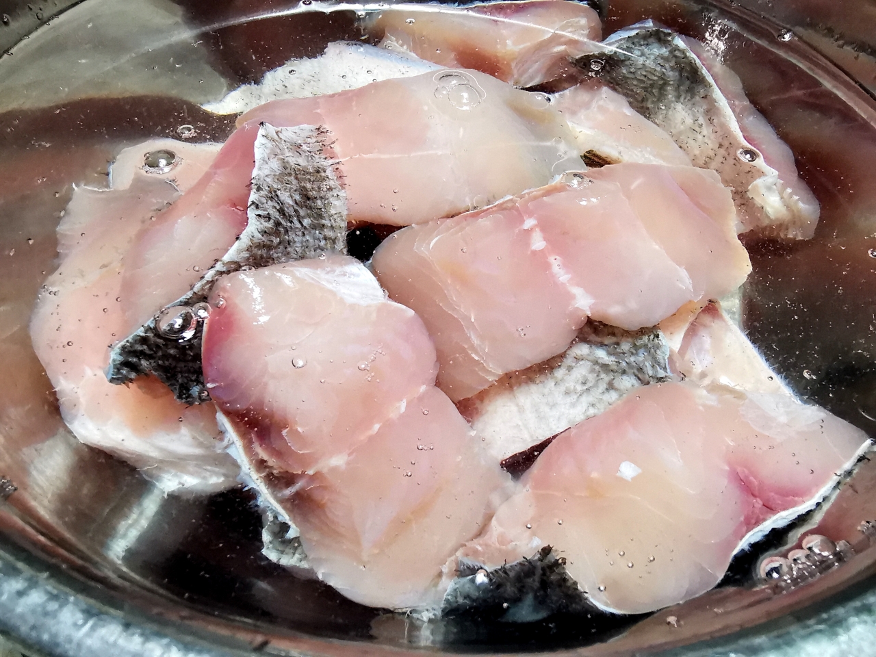 花鲢鱼肉罐头的做法 步骤2