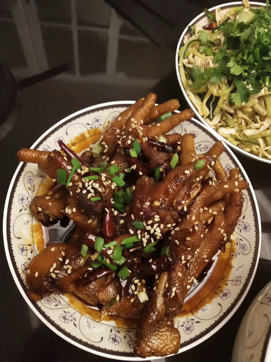 香辣鸡爪的做法