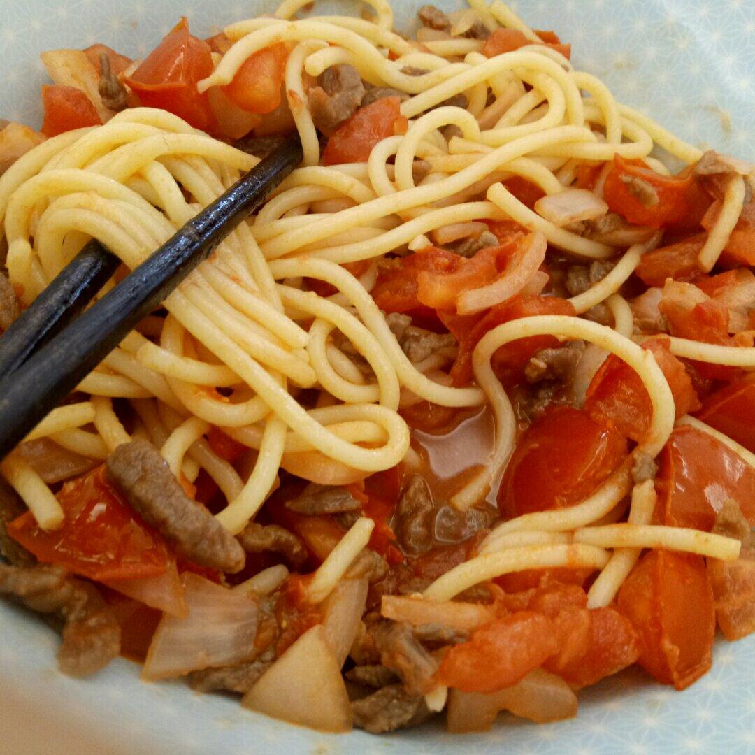 番茄肉酱意大利面