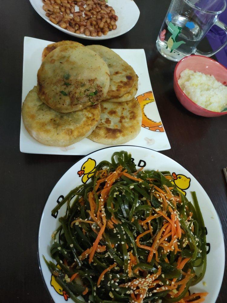 韭菜猪肉馅饼～皮薄馅大不漏巨香