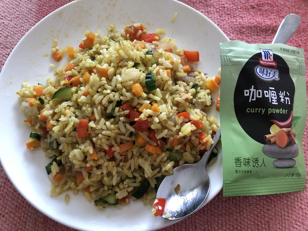 咖喱粉蛋炒饭