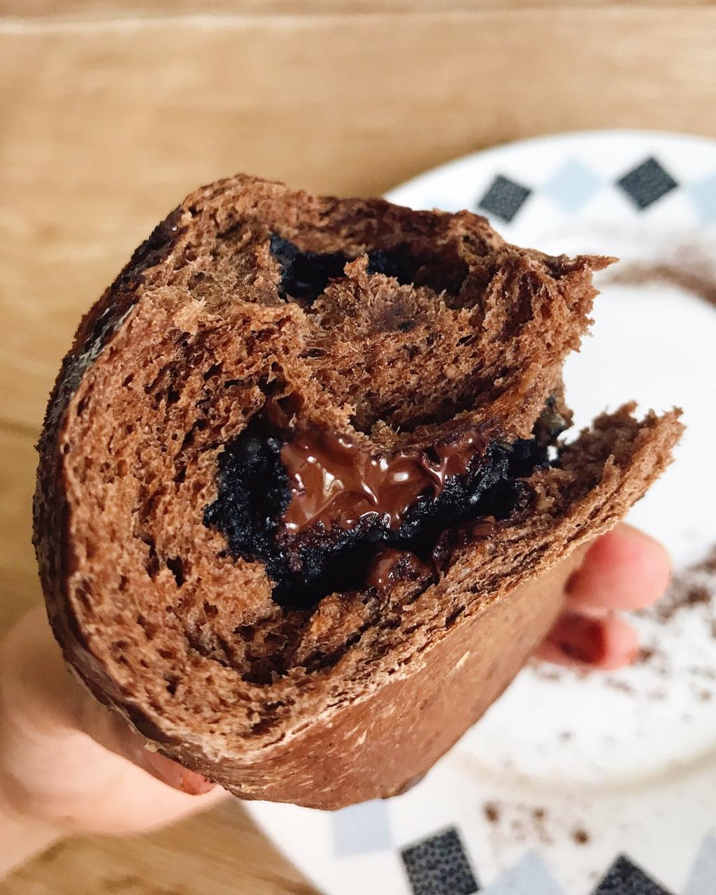 信之介sama与卤肉饭做的【不添加糖或油】黑芝麻馅(健康版黑洋酥)