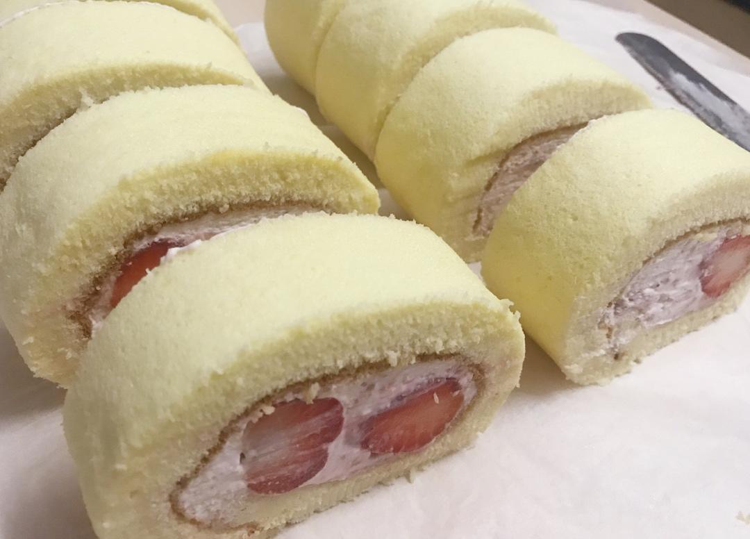 《Tinrry下午茶》教你做基础原味蛋糕卷