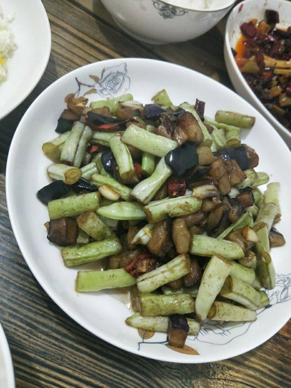 豆角炒茄子
