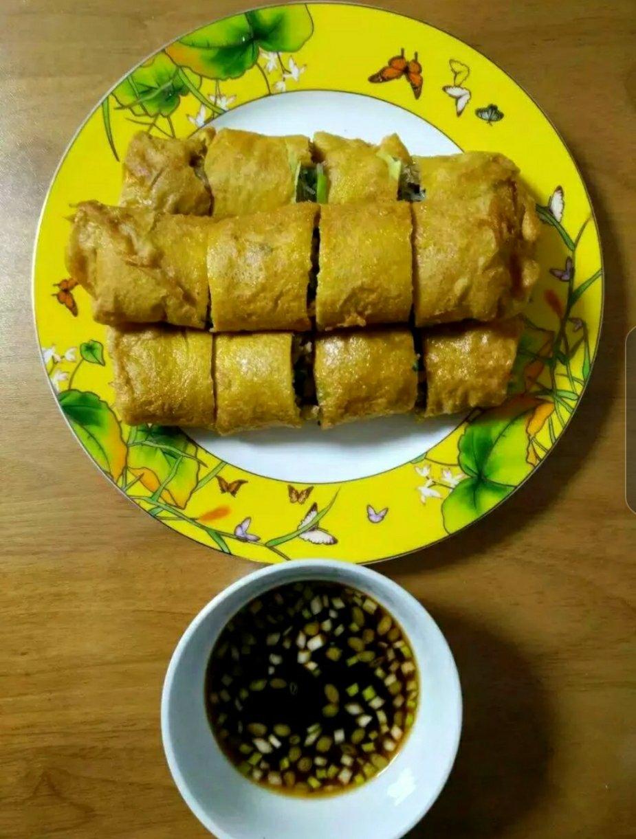 网兜美食做的博山炸春卷(荤)