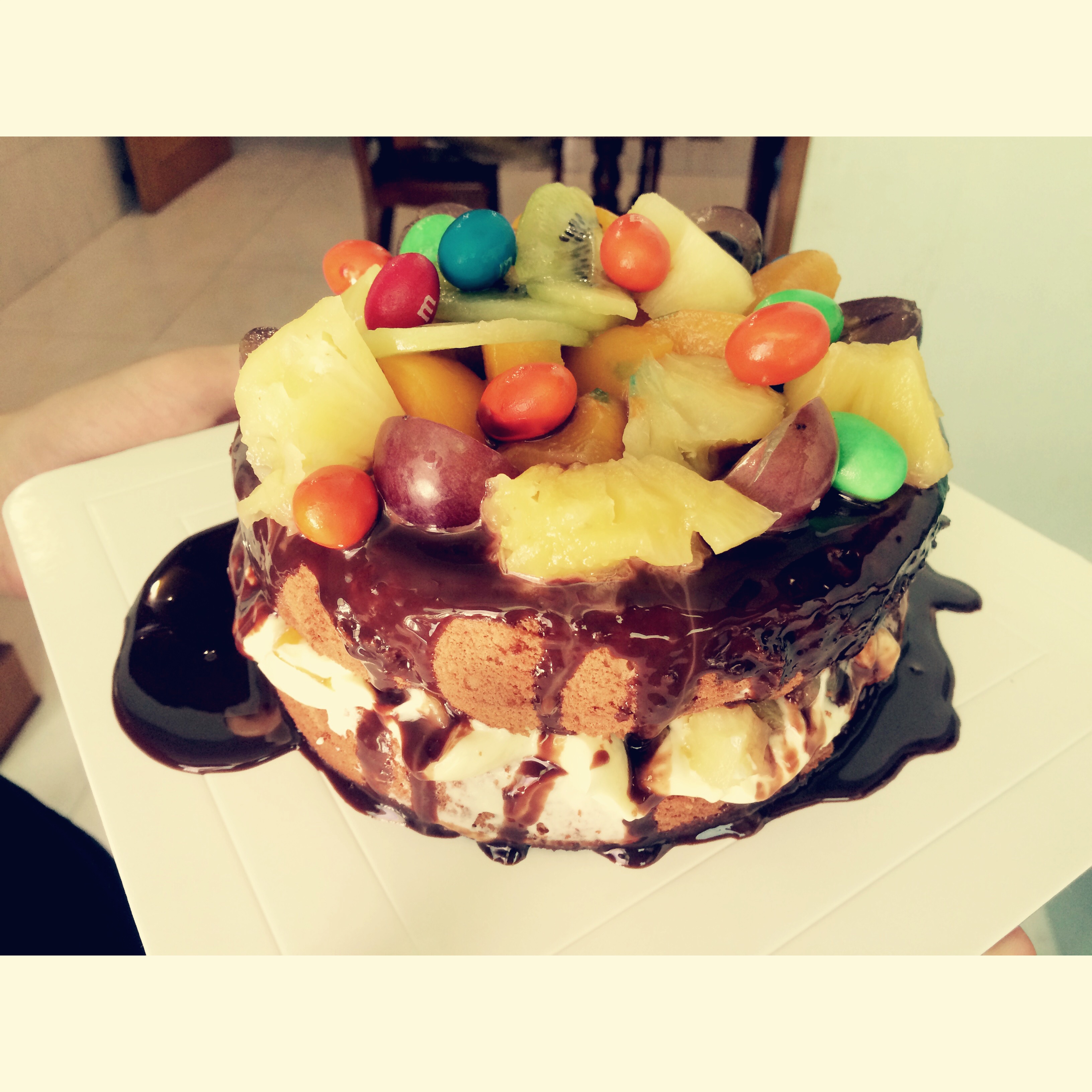 巧克力淋面裸蛋糕