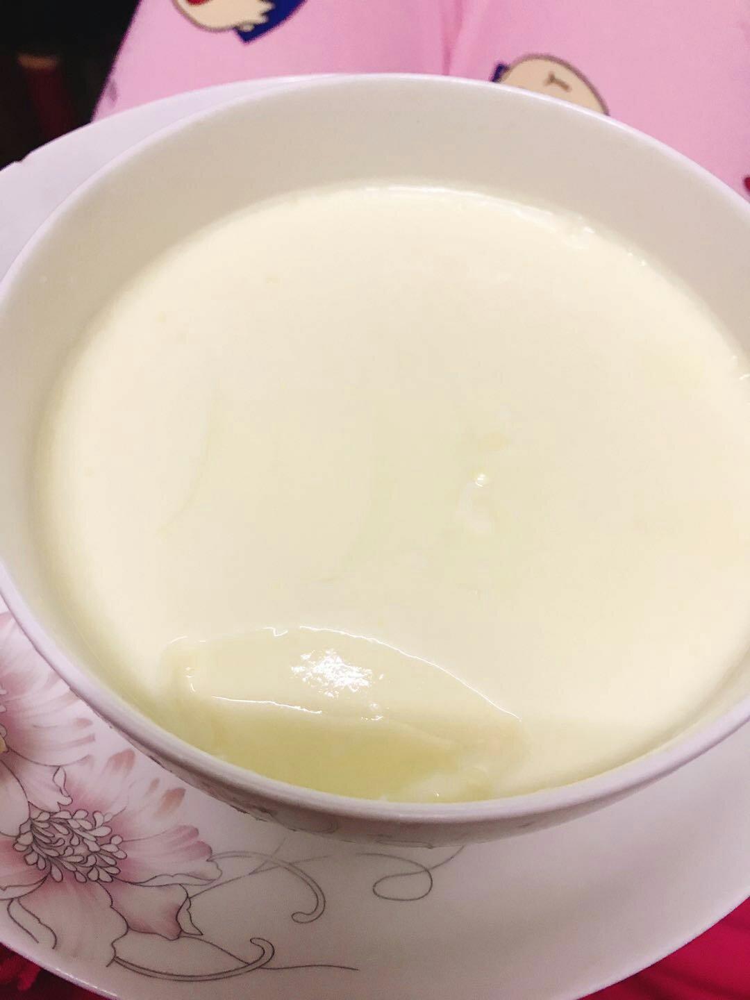 10分钟牛奶炖蛋
