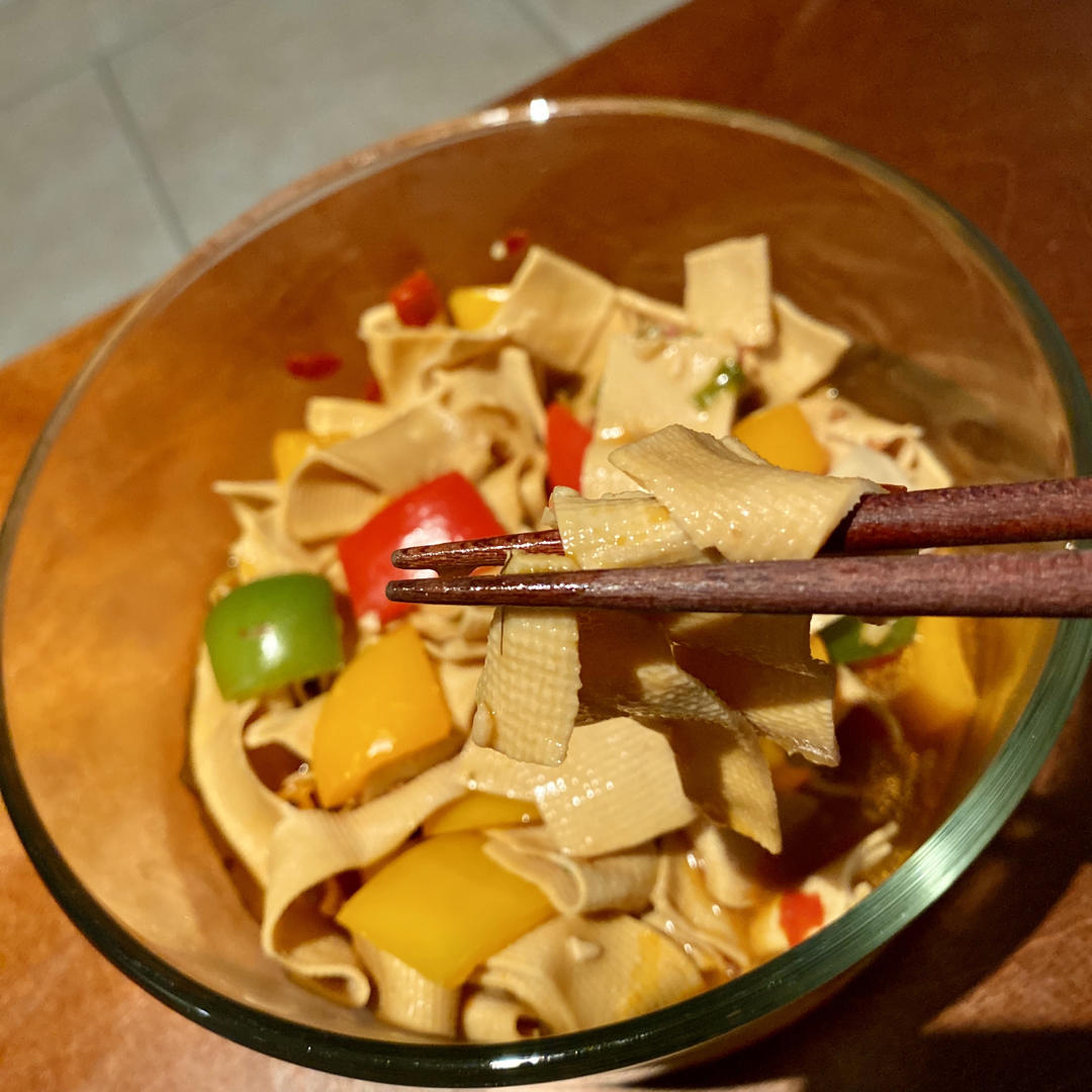 青椒炒豆皮
