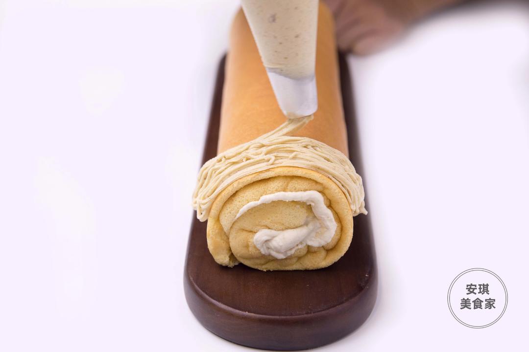 #秋日限定#栗子蛋糕卷的做法 步骤12