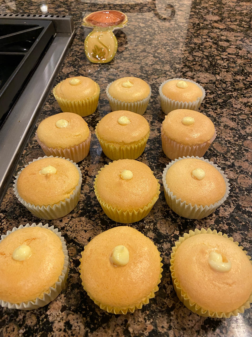 宝宝最爱的小纸杯蛋糕