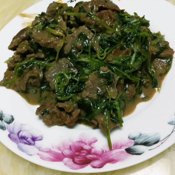 香菜炒牛肉