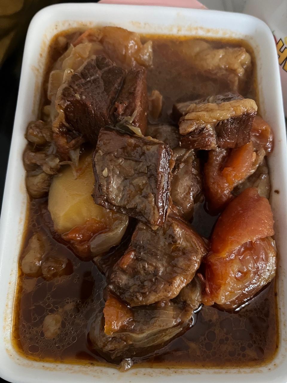 土豆炖牛腩的做法