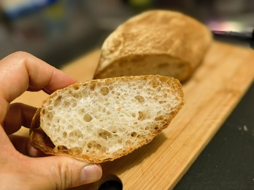 恰巴塔面包  Ciabatta