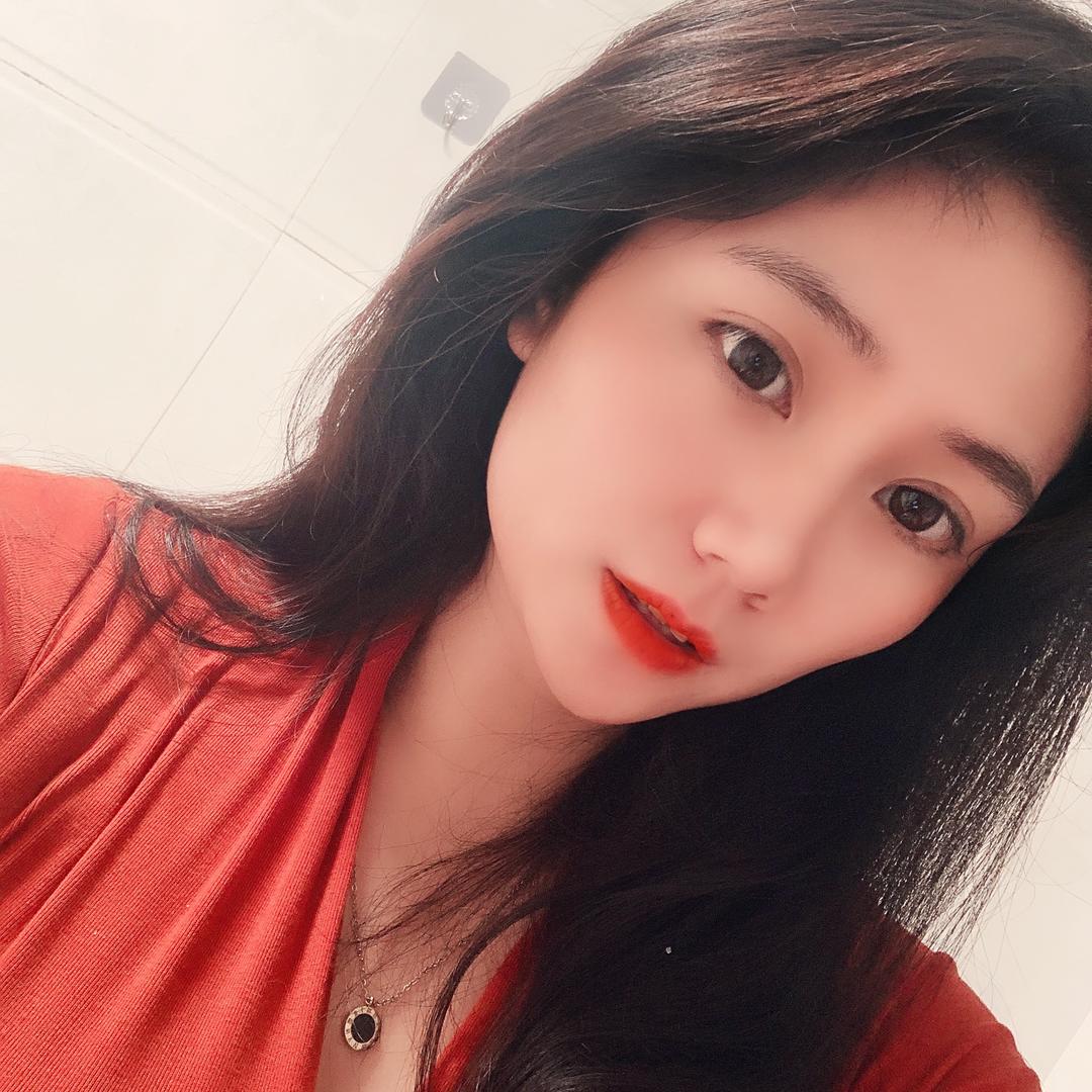 我叫吴娜娜