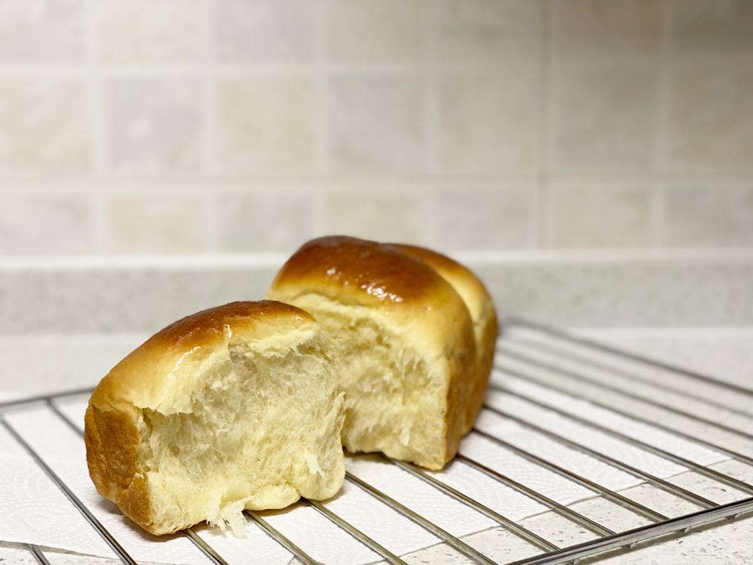 【牛奶吐司】｜绵软拉丝