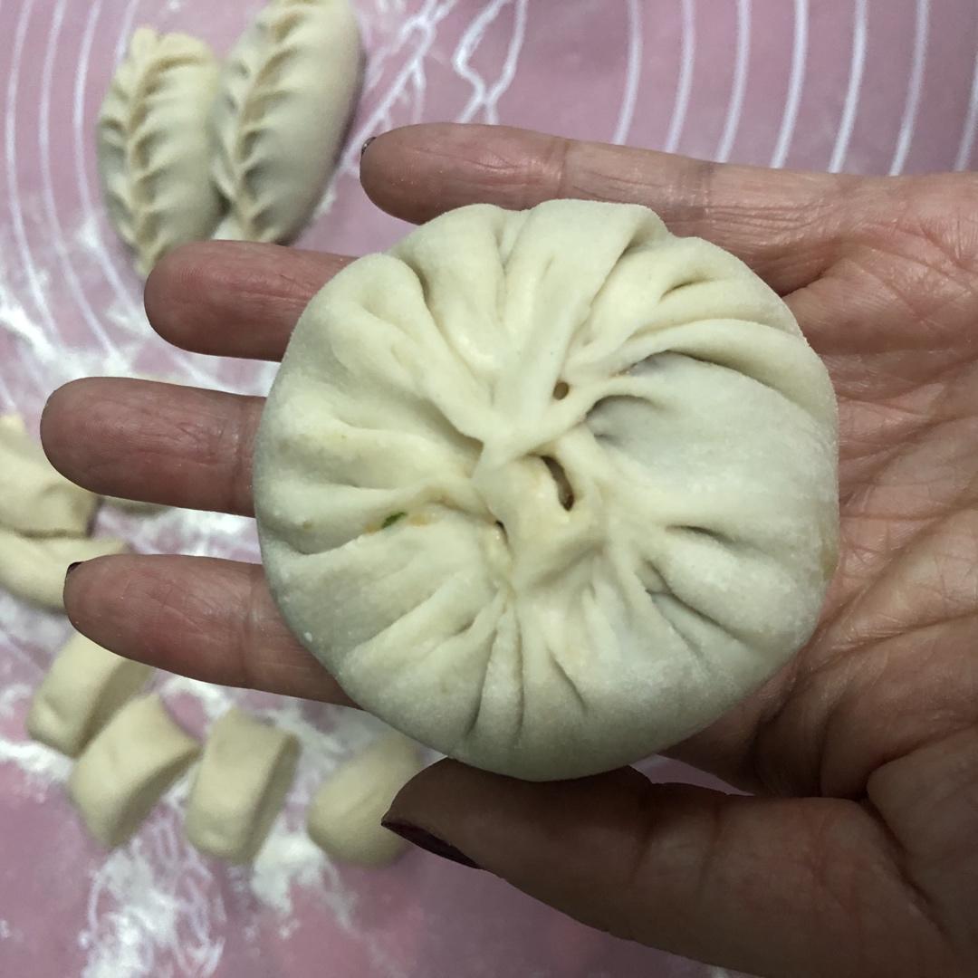 灌汤小笼包