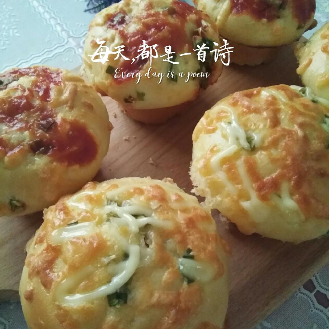 肉松葱香芝士面包