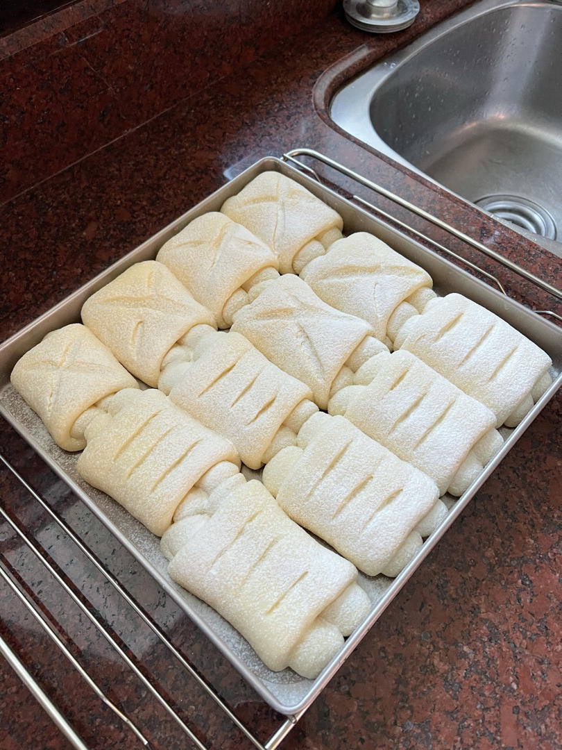 软到不知所措的牛奶卷