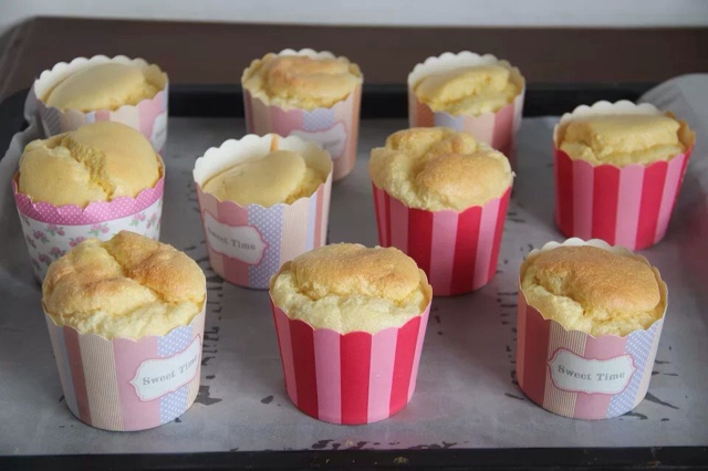 棉花纸杯蛋糕