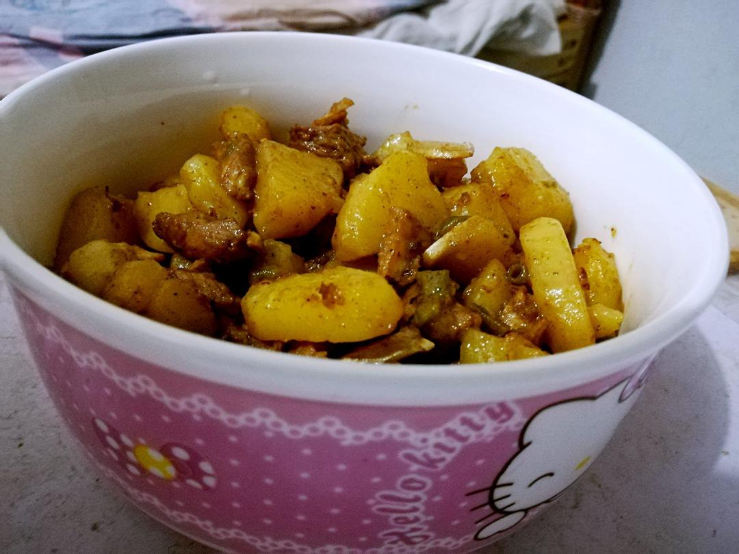 土豆烧鸡块 简易版