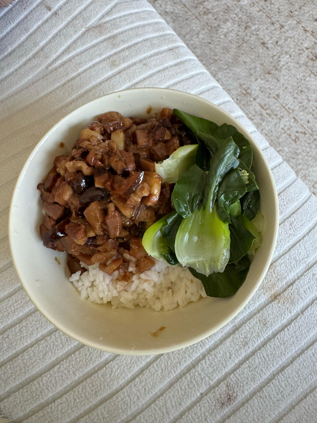 香菇卤肉饭造起来