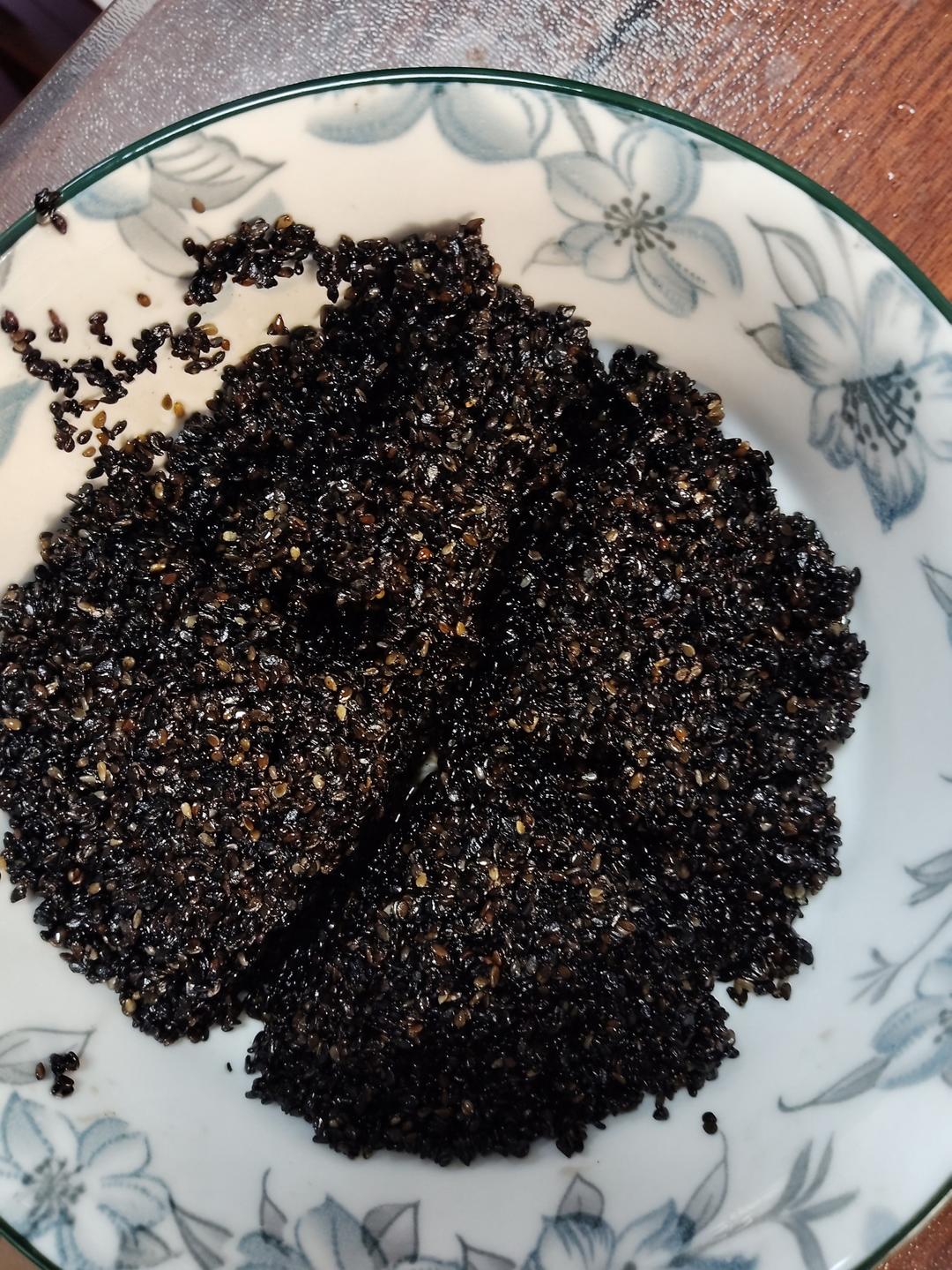 轻松上手香脆醇厚的黑芝麻丸